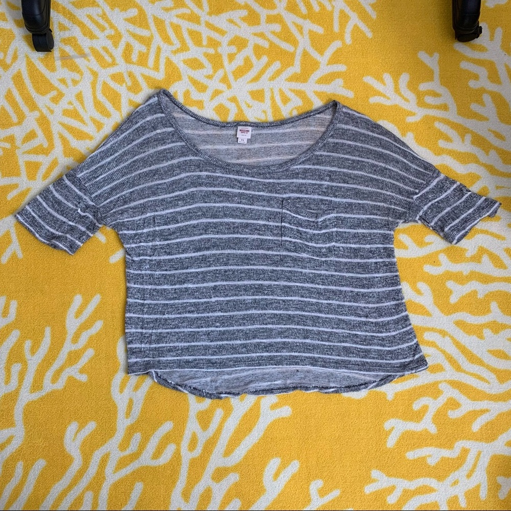 Oversized Grey and White Striped Short Sleeved Sweater Mossimo - Ladies - Large